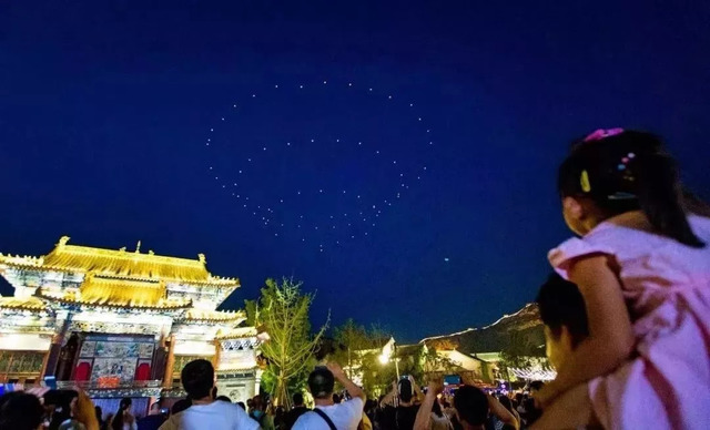 無人機(jī)孔明燈